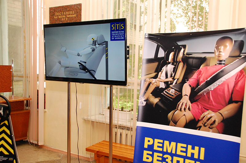 Демонстрационные стенды ремня безопасности и подушки безопасности от компании Авто Дело для «Передвижной выставка по вопросам пассивной безопасности транспортных средств»